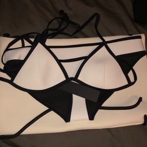 Triangl bikini